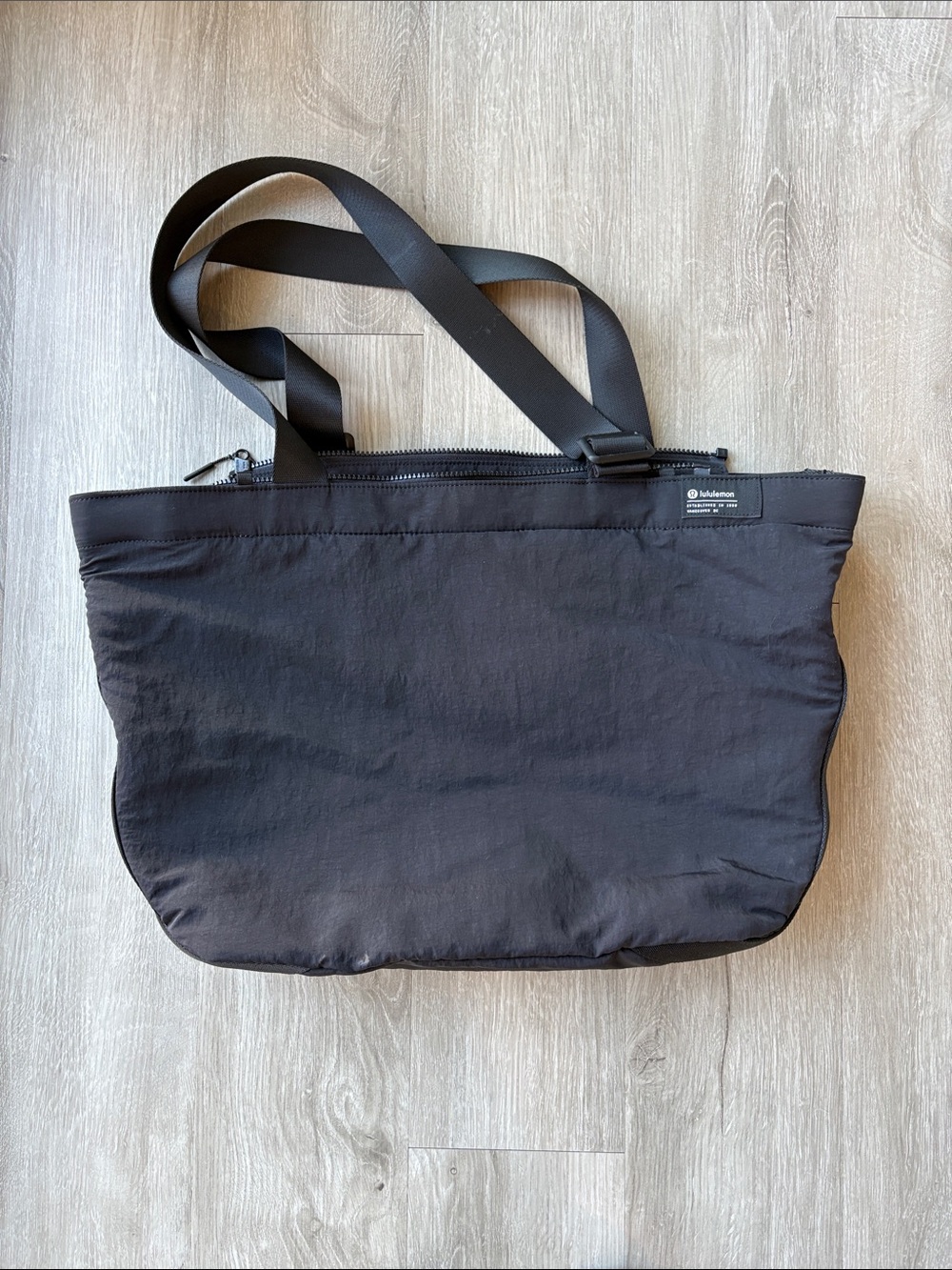 Lululemon Clean Lines Tote